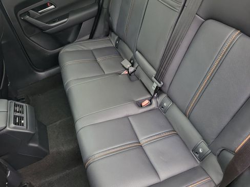 Used 2025 MAZDA CX-50 AWD 2.5 S w/ Premium Plus Pkg image 12