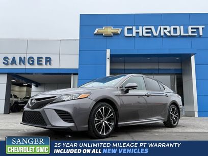 Used 2018 Toyota Camry SE