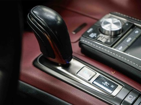 Used 2018 Lexus LC 500 Coupe image 20