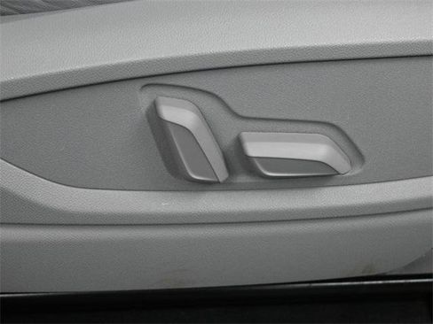 Used 2022 Audi Q5 2.0T Premium Plus image 36