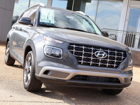New 2026 Hyundai Venue SEL image 7