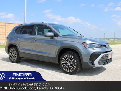 New 2025 Volkswagen Taos SE