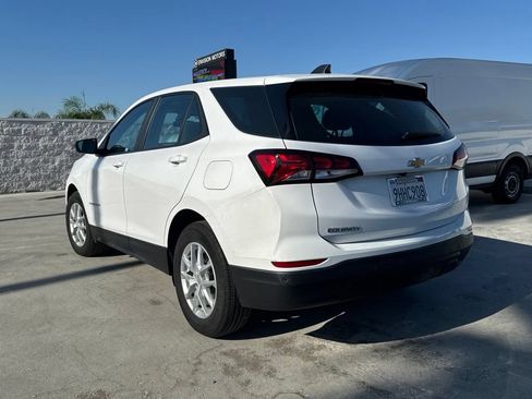 Used 2024 Chevrolet Equinox LS w/ Driver Confidence II Package FWD image 6