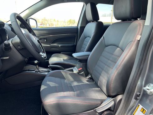 New 2025 Mitsubishi Outlander Sport SE image 15