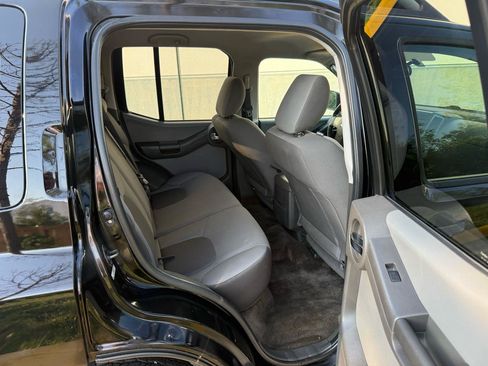 Used 2011 Nissan Xterra S AWD/4WD image 27