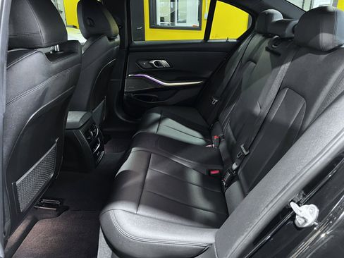 Used 2021 BMW 330e w/ M Sport Package image 18