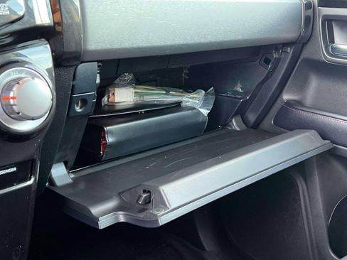 Used 2019 Toyota 4Runner TRD Off-Road Premium AWD/4WD image 29