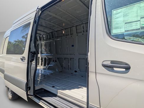 New 2026 Mercedes-Benz Sprinter 2500 image 5