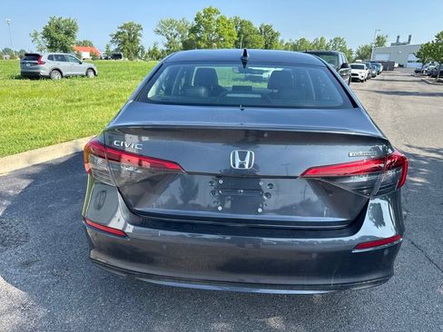 Used 2024 Honda Civic Touring image 11
