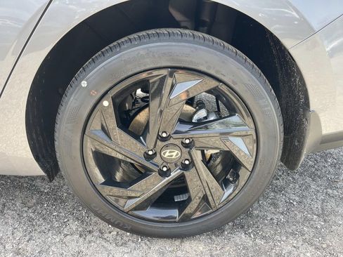 New 2026 Hyundai Elantra Sport image 11