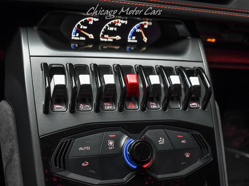 Used 2016 Lamborghini Huracan LP 580-2 RWD image 16