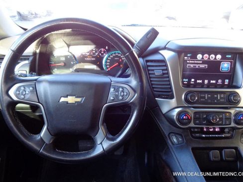 Used 2017 Chevrolet Tahoe LT image 10
