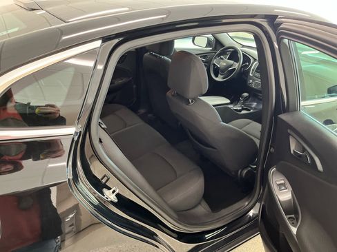 Used 2024 Chevrolet Malibu LT image 13