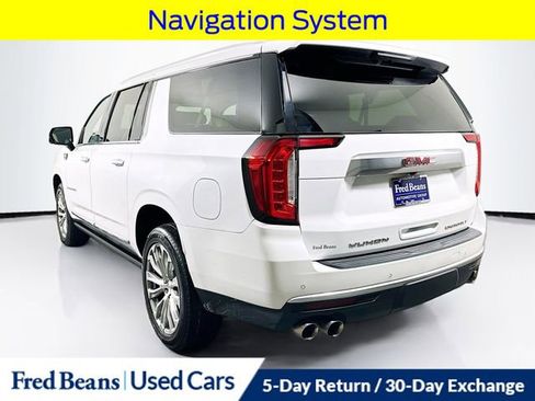 Used 2022 GMC Yukon XL Denali image 7
