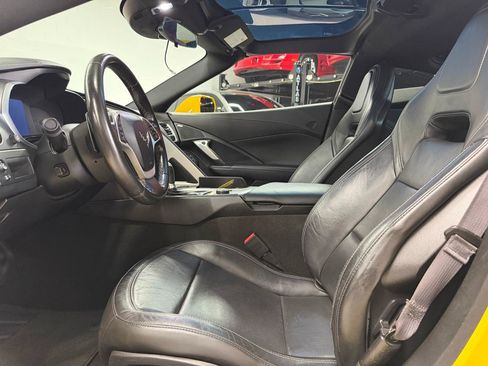 Used 2014 Chevrolet Corvette Stingray Coupe RWD image 30