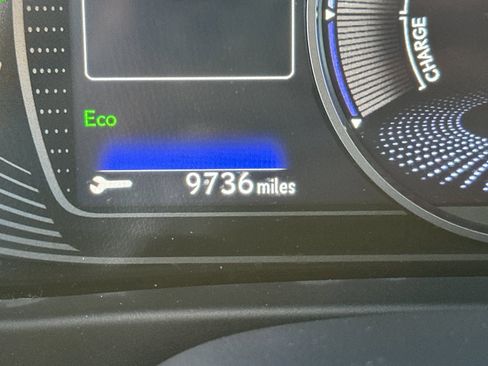 Used 2023 Lexus UX 250h FWD image 30