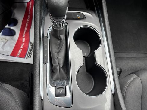 Used 2024 Chevrolet Malibu LT FWD image 29
