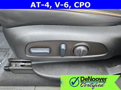 Used 2023 GMC Acadia AT4 image 29