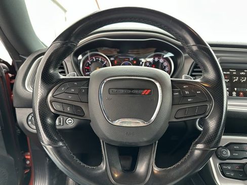 Used 2022 Dodge Challenger GT image 39