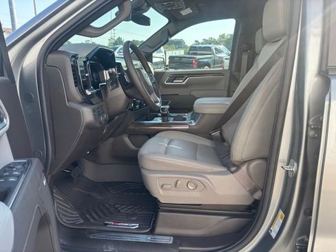 Used 2026 Chevrolet Silverado 1500 RST image 2