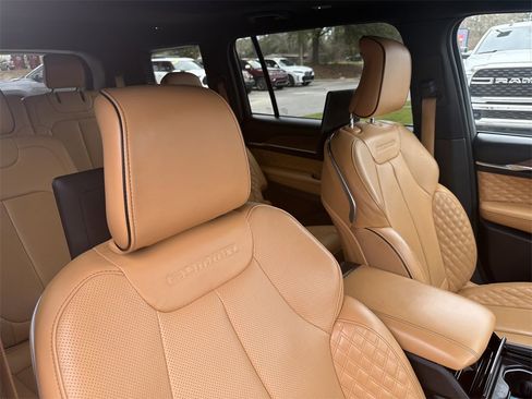 Used 2024 Jeep Grand Cherokee L Summit w/ Rear Seat Video Group I image 21