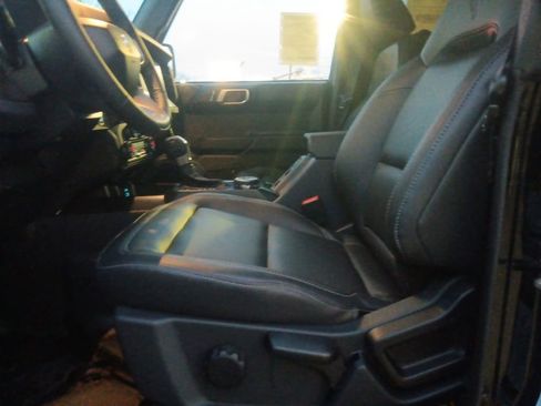 New 2025 Ford Bronco Badlands image 27