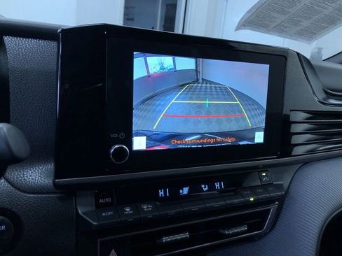 Certified 2025 Toyota Camry SE image 28