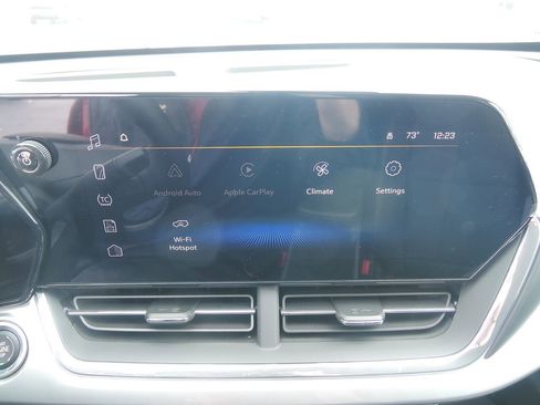 New 2026 Chevrolet Trax LT w/ Driver Confidence Package FWD image 17