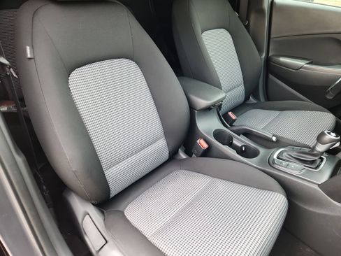 Used 2021 Hyundai Kona SEL FWD image 14