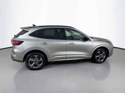 Used 2023 Ford Escape ST-Line image 8