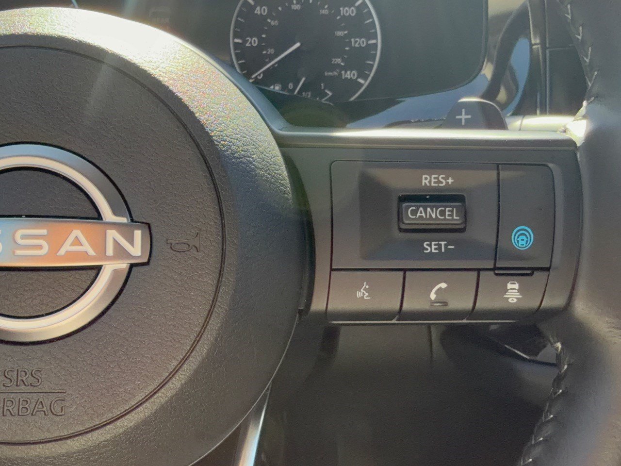 Certified 2025 Nissan Pathfinder SV FWD image 23