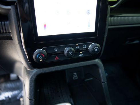Used 2024 Ford Ranger XLT w/ Trailer Tow Package AWD/4WD image 14