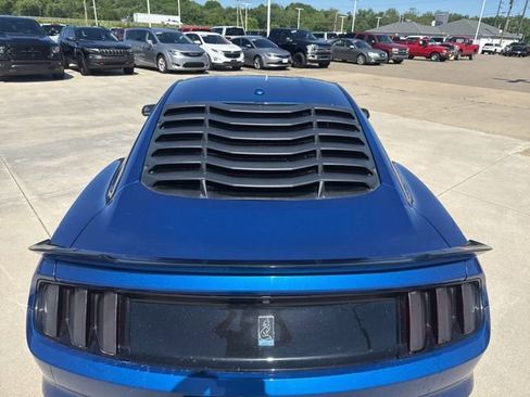Used 2017 Ford Mustang GT Premium w/ Black Accent Package RWD image 3