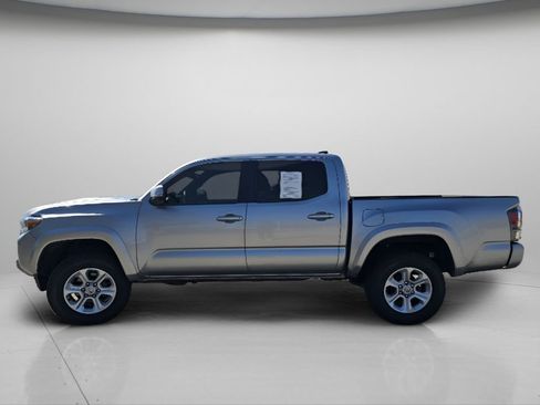 Used 2023 Toyota Tacoma TRD Sport w/ Advanced Technology Package AWD/4WD image 21