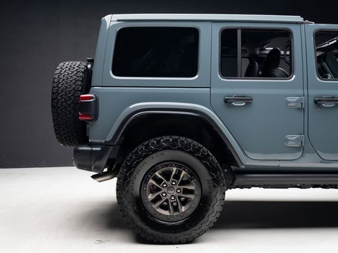 Used 2024 Jeep Wrangler Unlimited Rubicon 392 image 42