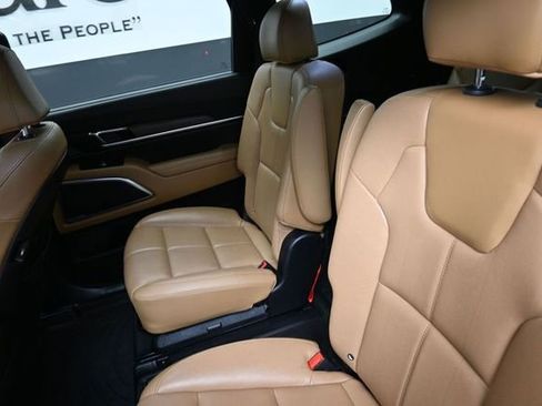 Used 2022 Kia Telluride SX w/ Nightfall Edition Package AWD/4WD image 22