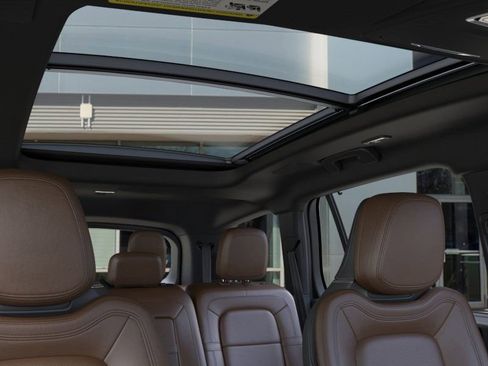 New 2025 Lincoln Aviator Reserve w/ Equipment Group 201A image 22