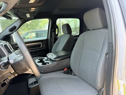 Used 2024 RAM 1500 Warlock AWD/4WD image 11