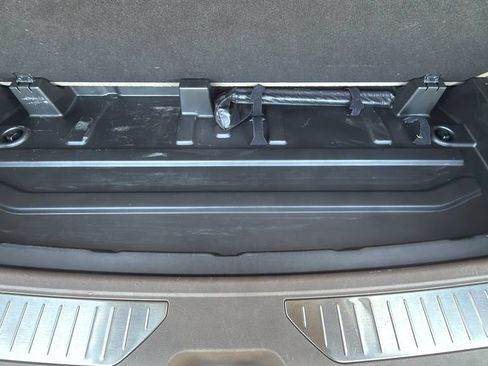 Used 2021 GMC Yukon Denali AWD/4WD image 24