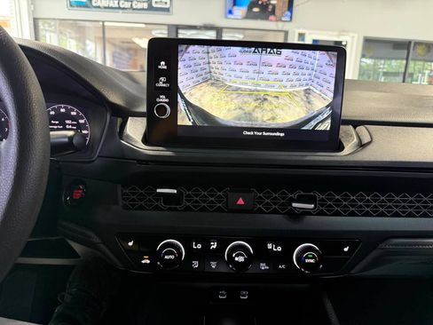 Used 2026 Honda Accord SE image 15