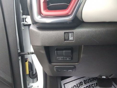 New 2024 GMC Canyon AT4X w/ AT4X AEV Edition image 20