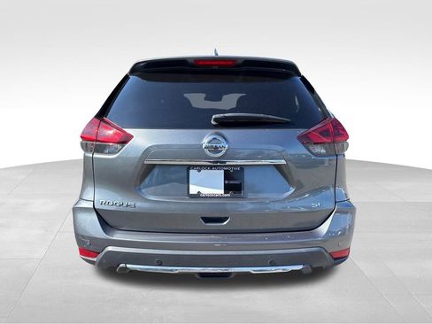 Used 2020 Nissan Rogue SL image 6