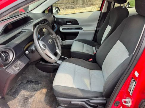 Used 2013 Toyota Prius C Three FWD image 16