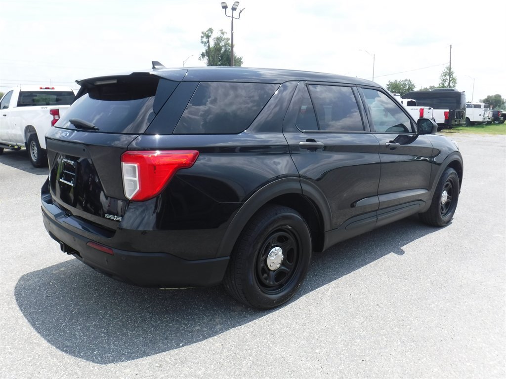 Used 2022 Ford Explorer 4WD Police Interceptor image 2