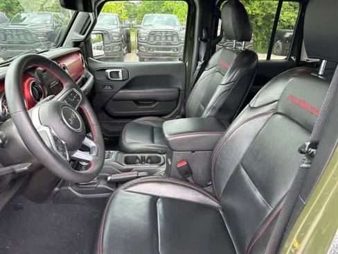 Used 2023 Jeep Gladiator Rubicon w/ LED Lighting Group AWD/4WD image 3