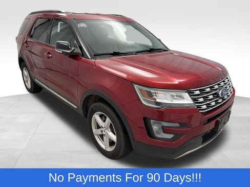 Certified 2017 Ford Explorer XLT w/ Equipment Group 202A AWD/4WD image 1