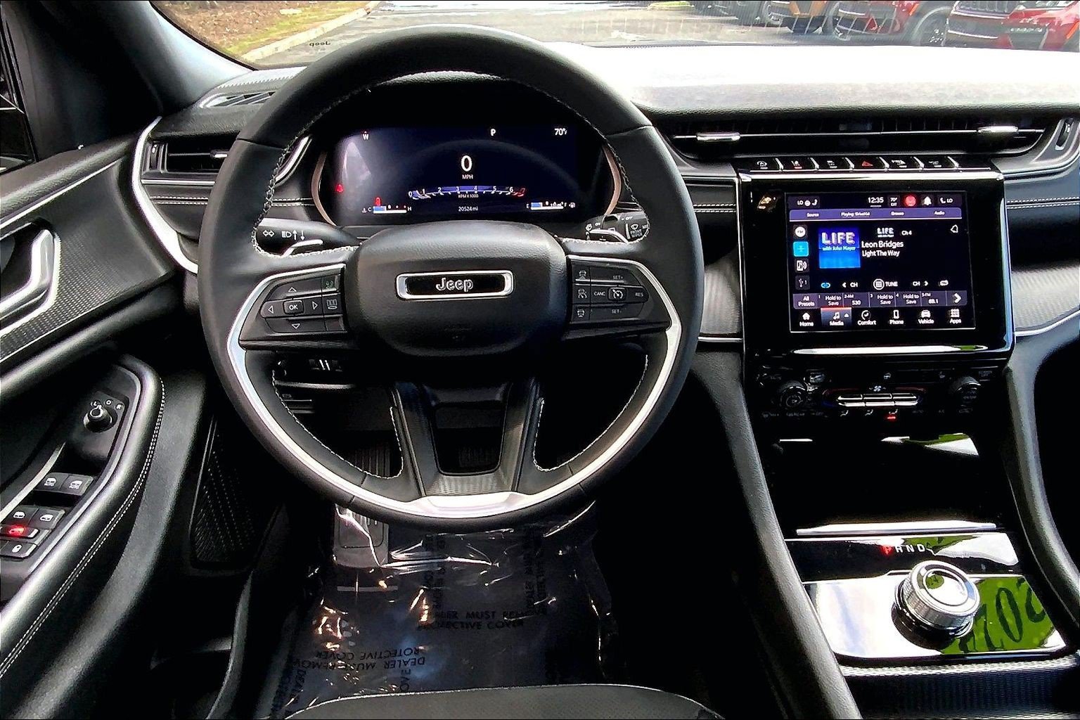 Certified 2024 Jeep Grand Cherokee Altitude AWD/4WD image 5