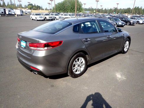 Used 2016 Kia Optima LX image 5