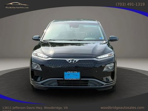 Used 2021 Hyundai Kona SEL FWD image 2