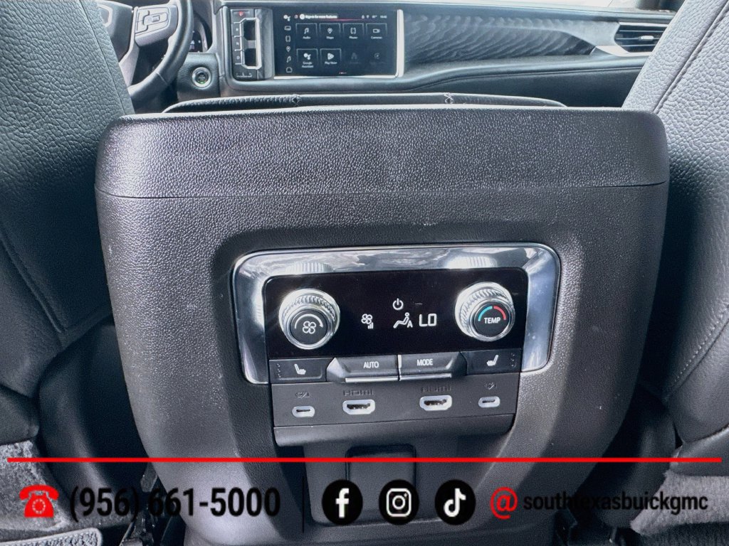 Used 2024 GMC Yukon Denali w/ Denali Reserve Package AWD/4WD image 27